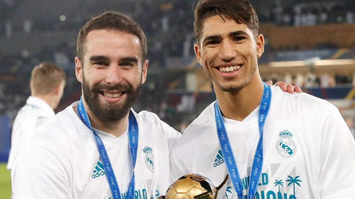 Carvajal y Achraf después de ganar un título con el Real Madrid Carvajal y Achraf después de ganar un título con el Real Madrid