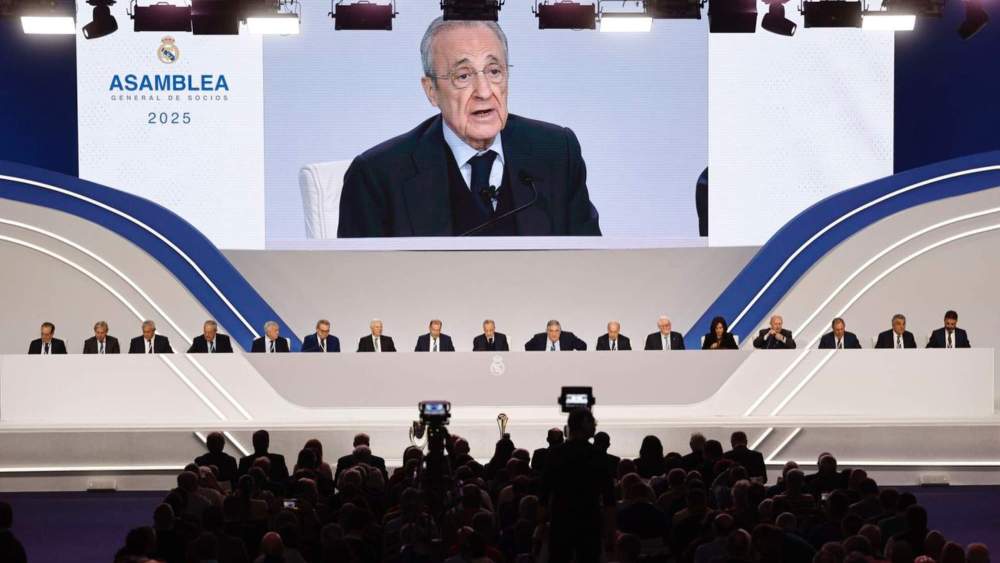 Florentino Pérez, en la Asamblea General Ordinaria del Real Madrid de esta mañana.