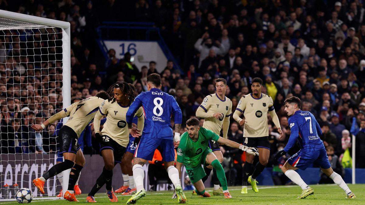 Partido de ayer entre el Chelsea y el Barça