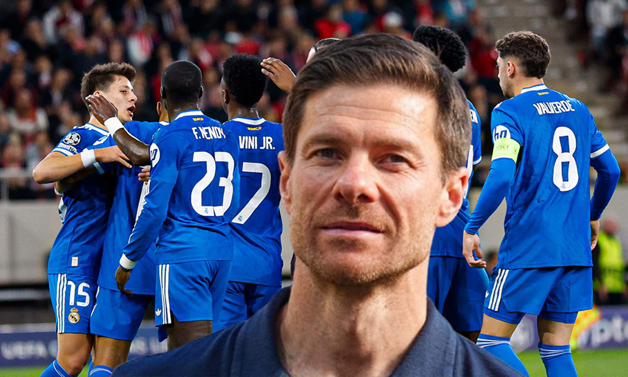 Xabi Alonso y jugadores del Real Madrid en el partido contra el Olympiacos.