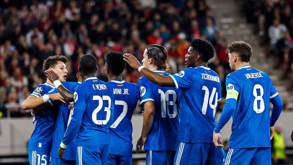 Jugadores del Real Madrid celebrando un gol. 