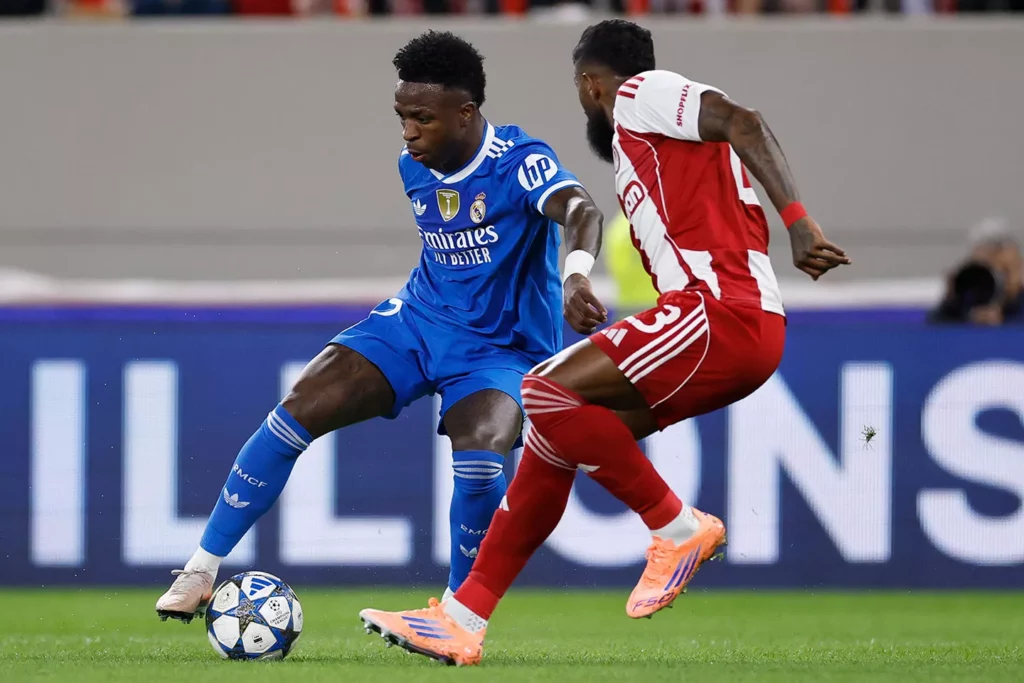 Rodinei y Vinicius en partido