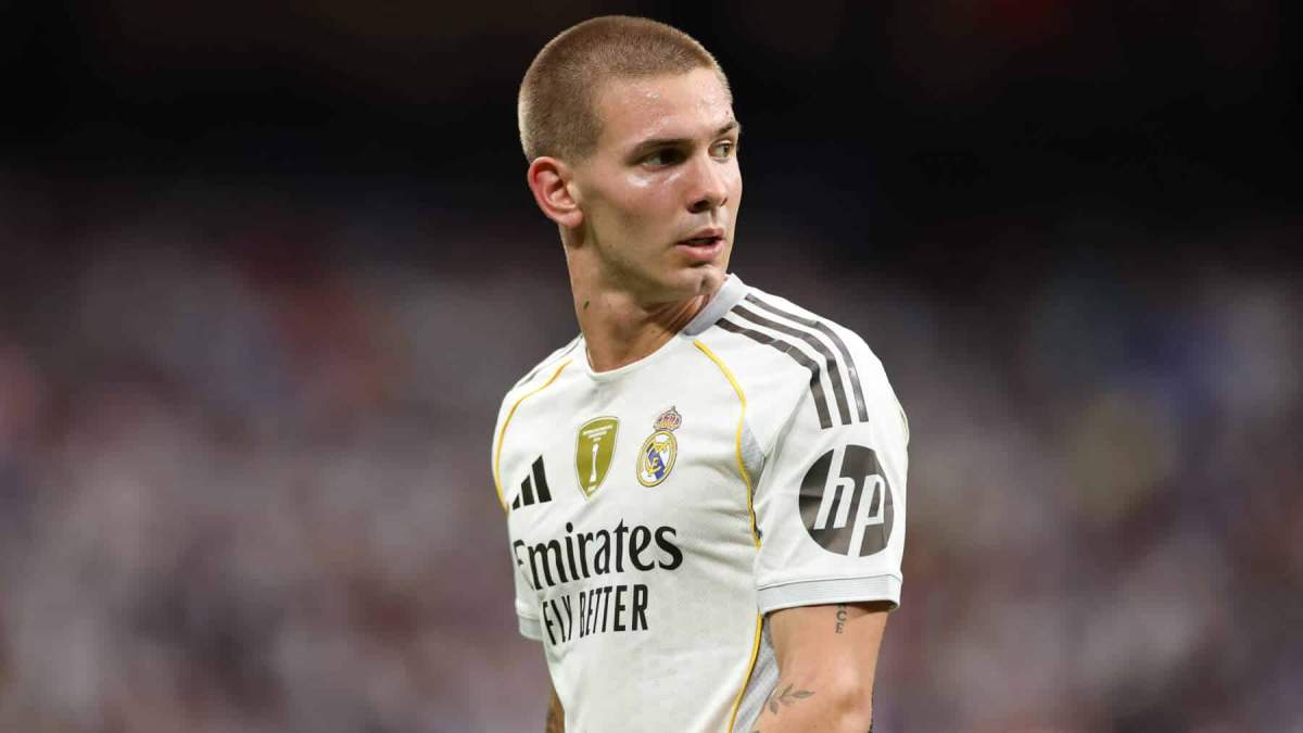 Franco Mastantuono jugando un partido con el Real Madrid. Franco Mastantuono jugando un partido con el Real Madrid.