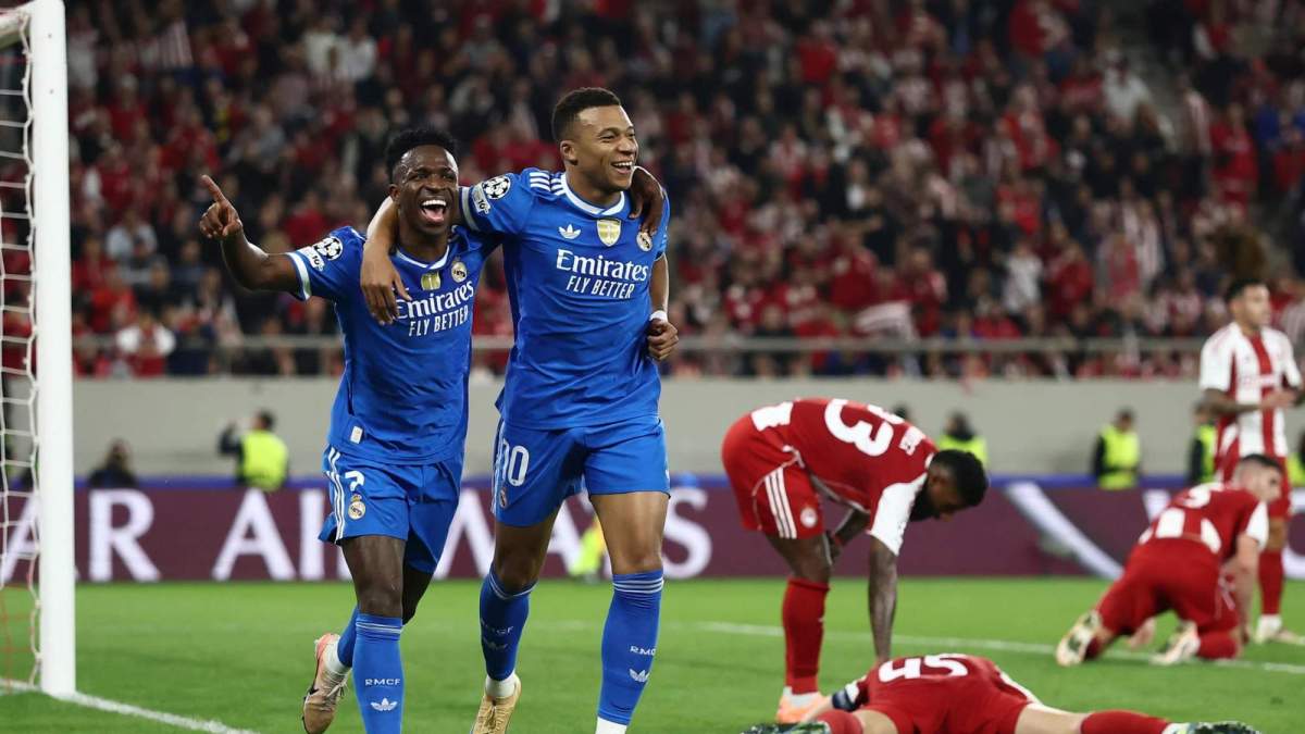 Vinicius Junior y Kylian Mbappé vienen de brillar tras el triunfo en Champions contra el Olympiacos.