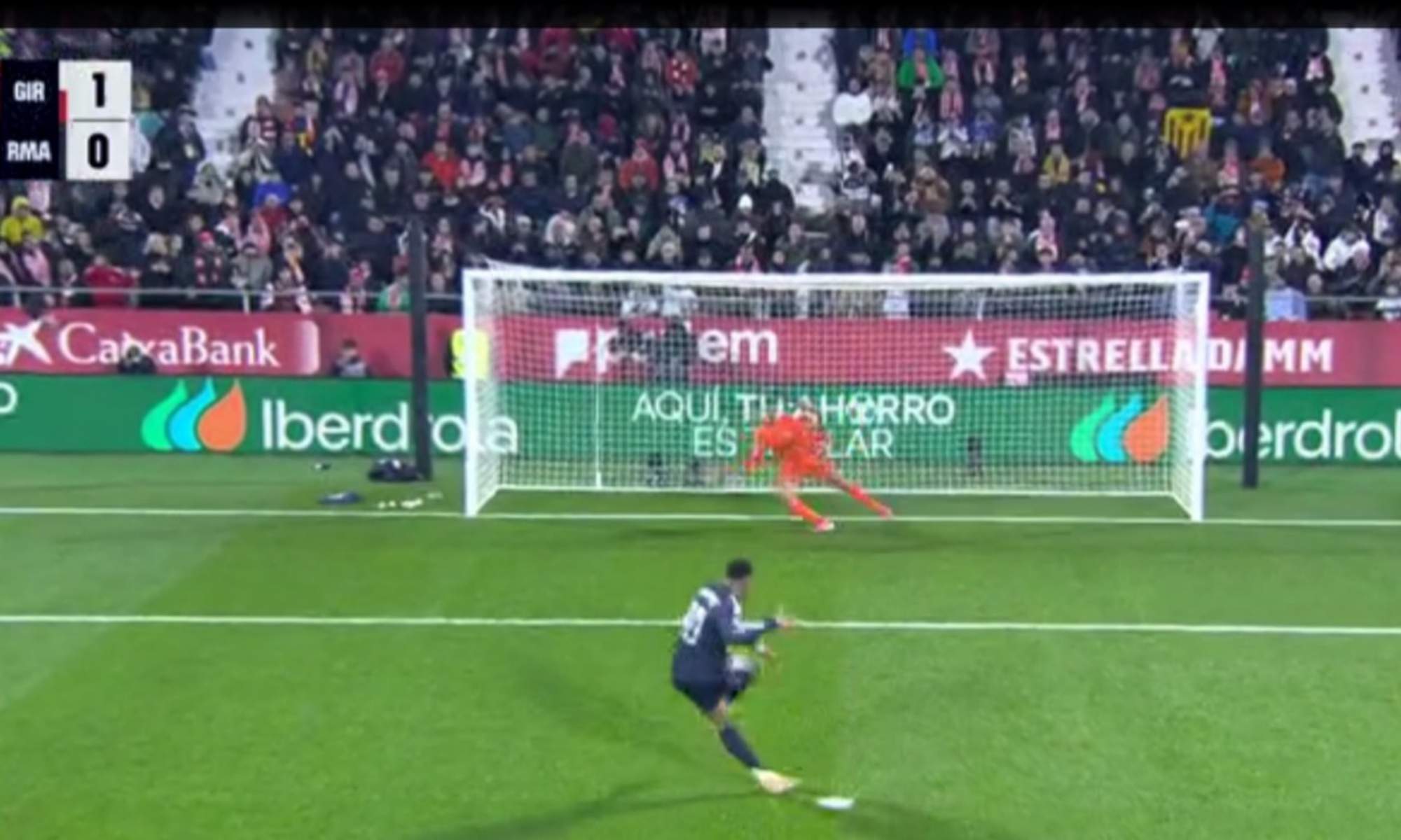 Mbappé empata de penalti, Vini lo provoca y el francés no falla