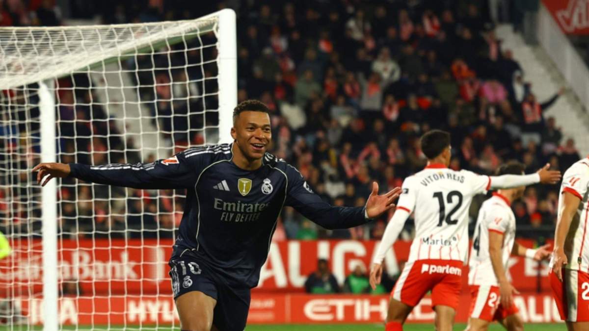 Kylian Mbappé, celebrando su gol ante el Girona, que supuso el empate del Real Madrid.