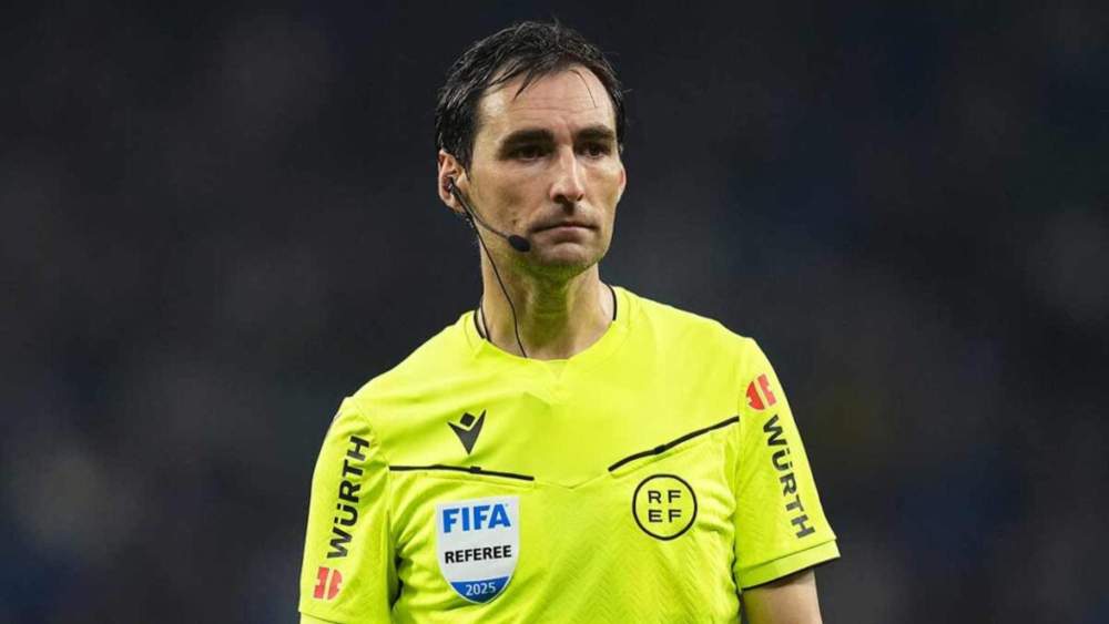 Ricardo De Burgos Bengoetxea, colegiado de esta noche ante el Girona. Ricardo De Burgos Bengoetxea, colegiado de esta noche ante el Girona.