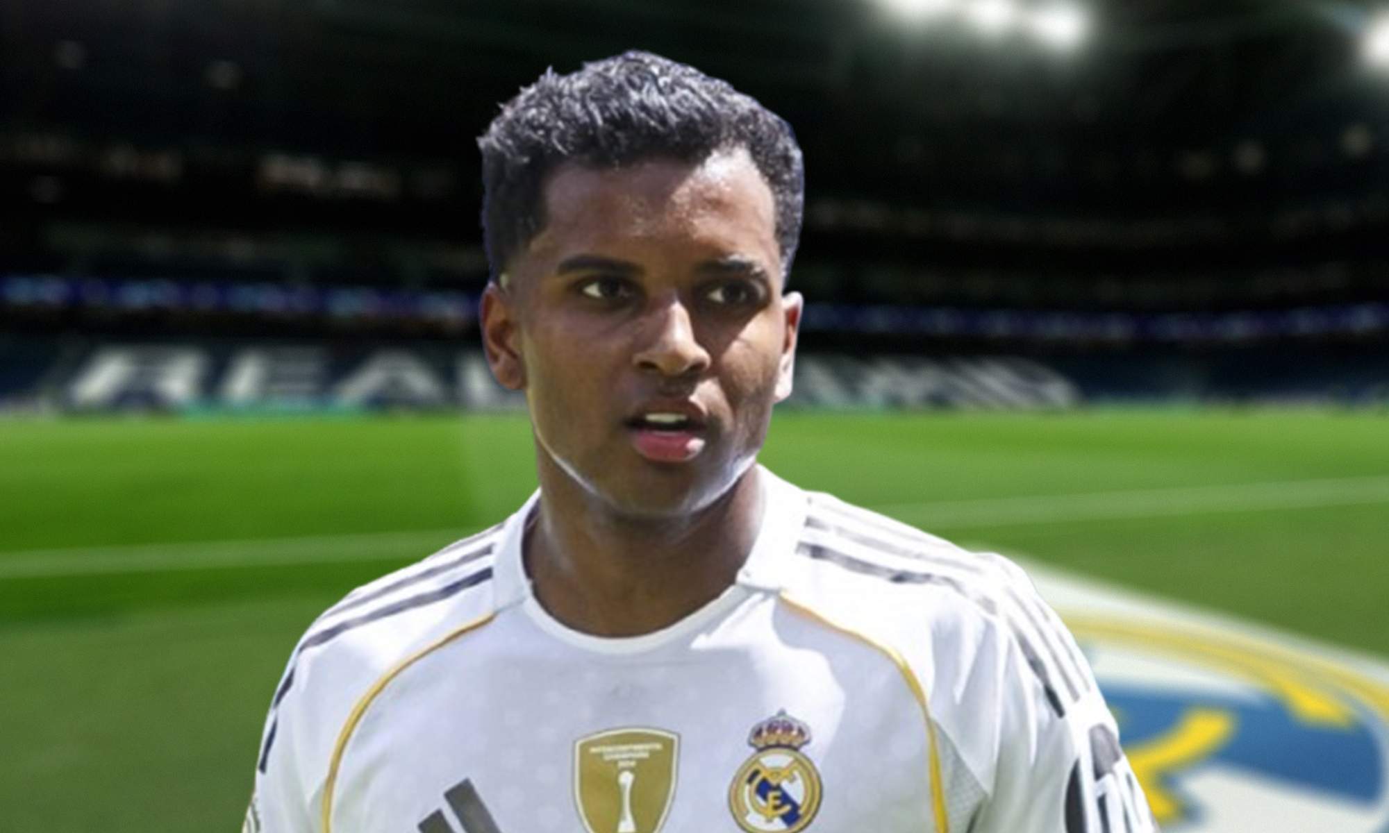 Rodrygo Goes con la camiseta del Real Madrid y el Santiago Bernabéu.