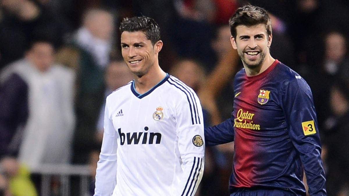 Cristiano Ronaldo y Gerard Piqué en un Clásico de LaLiga. Cristiano Ronaldo y Gerard Piqué en un Clásico de LaLiga.
