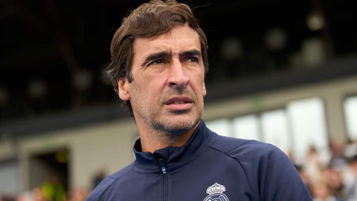 Raúl González entrenando al Real Madrid. Raúl González entrenando al Real Madrid.