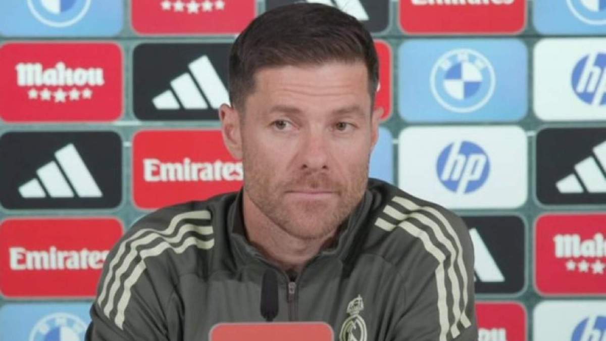 Xabi Alonso Real Madrid Florentino Athletic Club Xabi Alonso Real Madrid Florentino Athletic Club