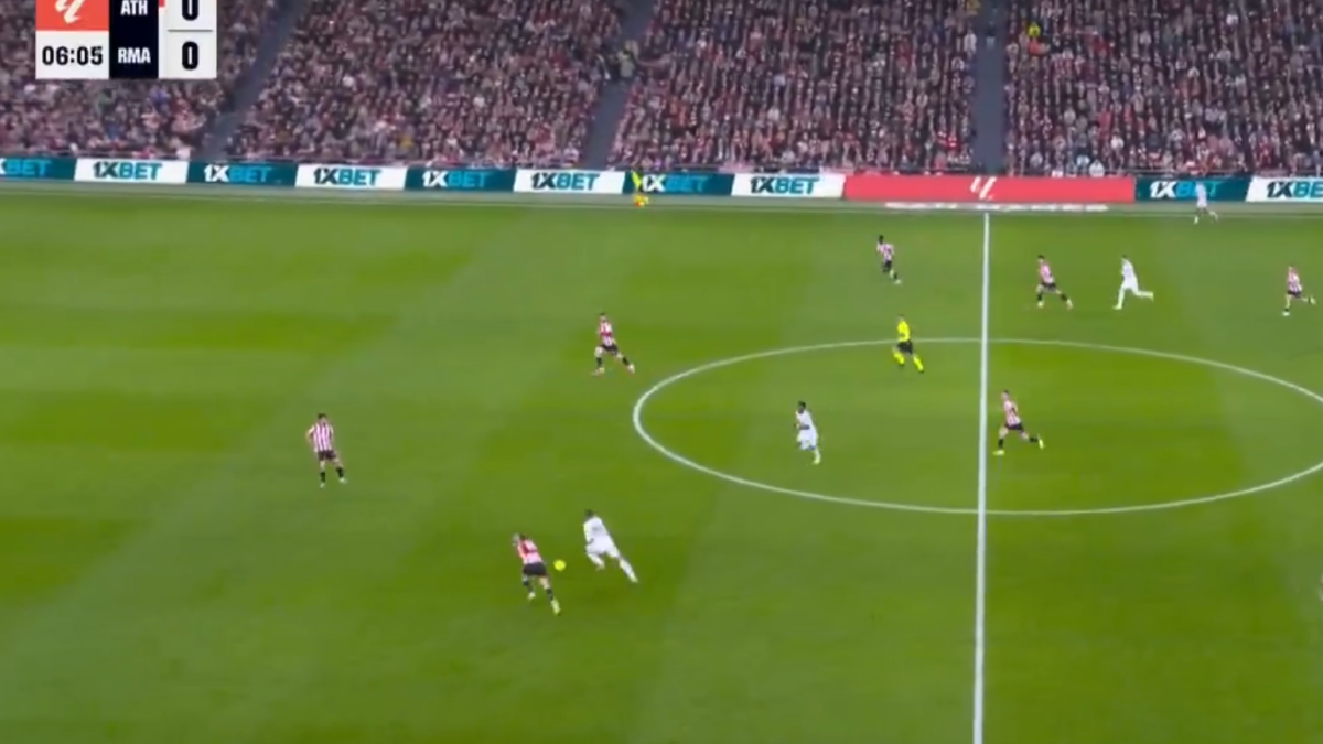 Control orientado de Mbappé