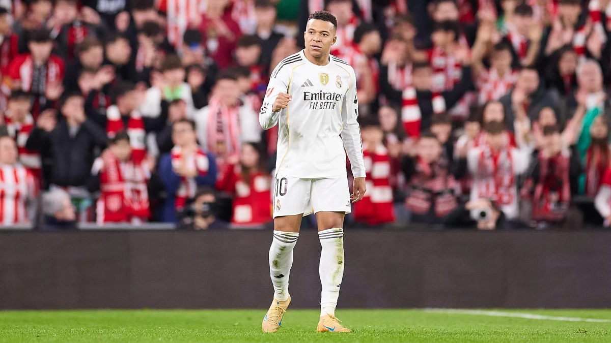 Mbappé tras celebrar un gol contra el Athletic Club Mbappé tras celebrar un gol contra el Athletic Club