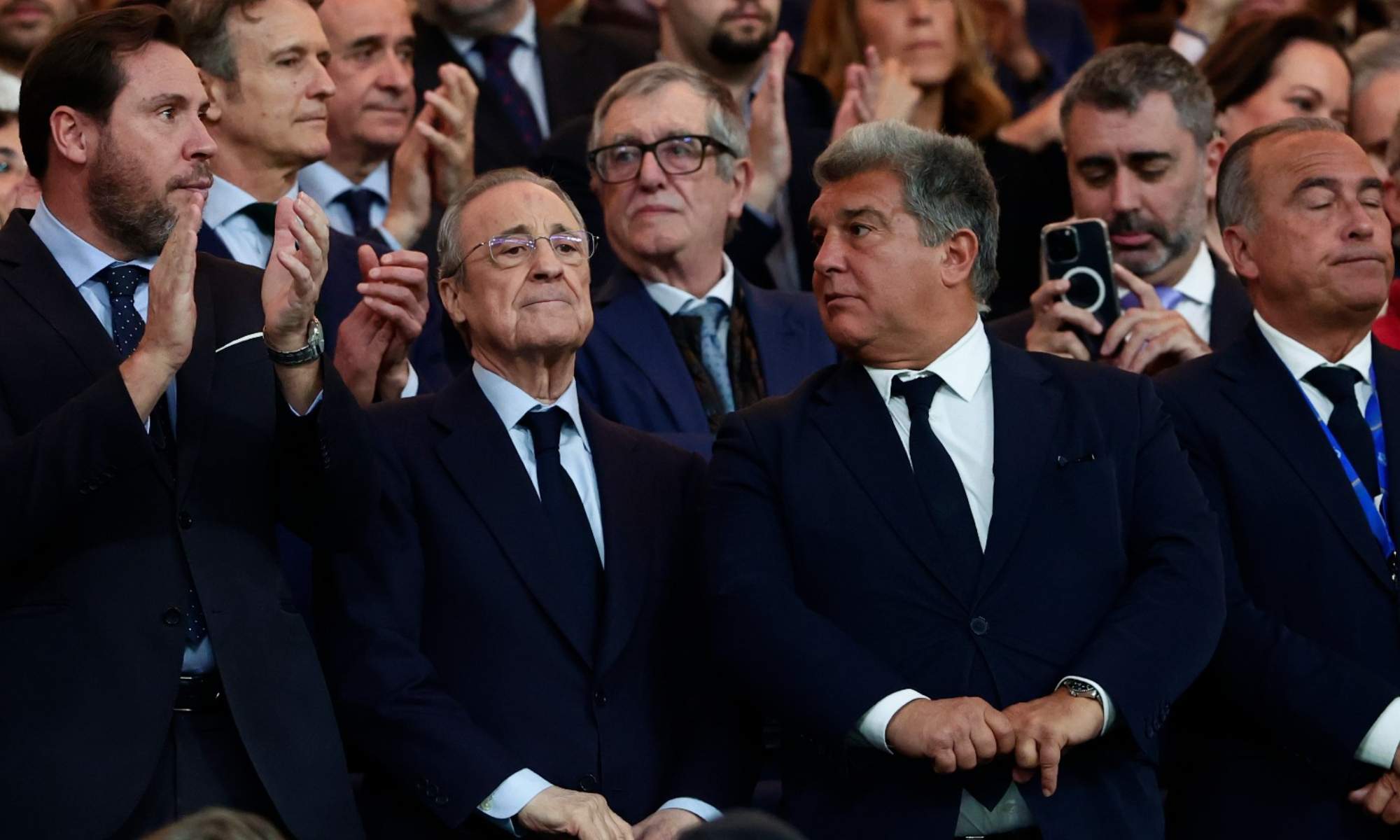 El Real Madrid se distancia del FC Barcelona: decisión de Florentino Pérez