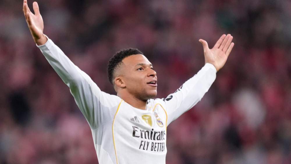 Kylian Mbappé viene de anotar un 'doblete' en Bilbao y ya suma 25 goles en lo que llevamos de curso. Kylian Mbappé viene de anotar un 'doblete' en Bilbao y ya suma 25 goles en lo que llevamos de curso.