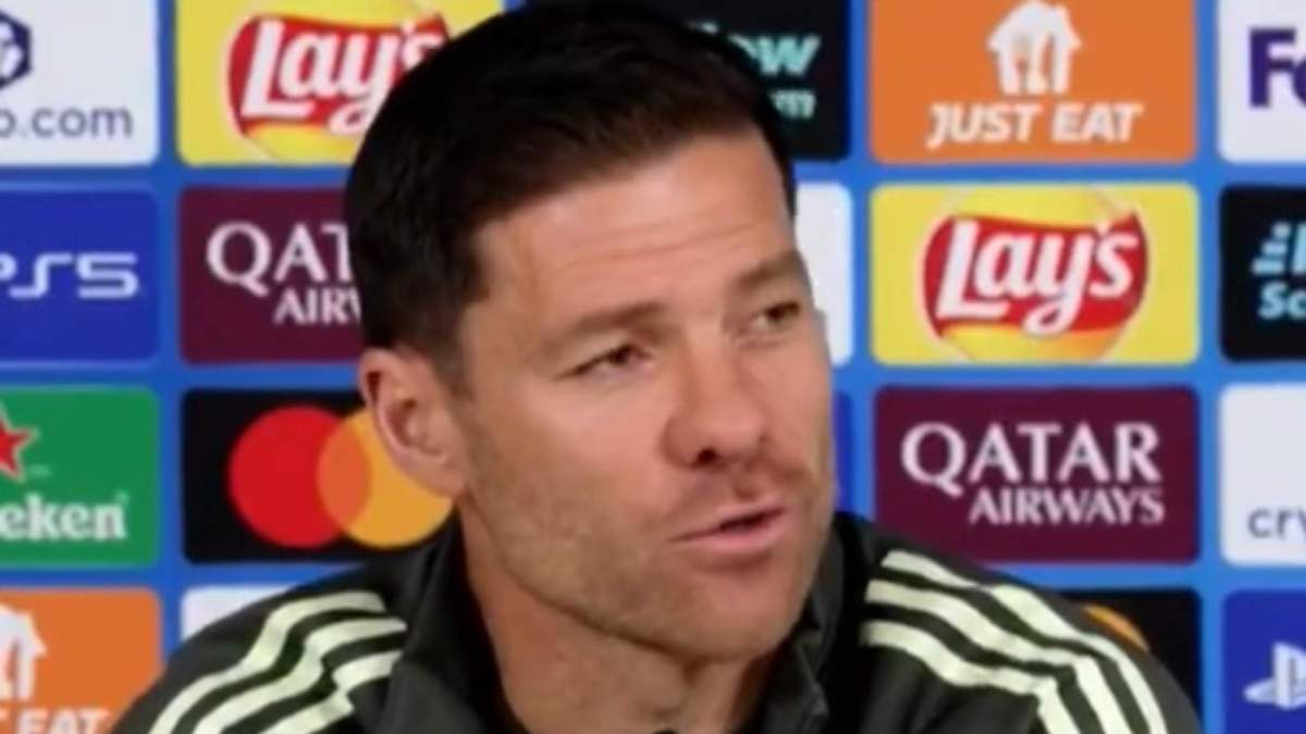 Xabi Alonso Real Madrid City Unidad Xabi Alonso Real Madrid City Unidad