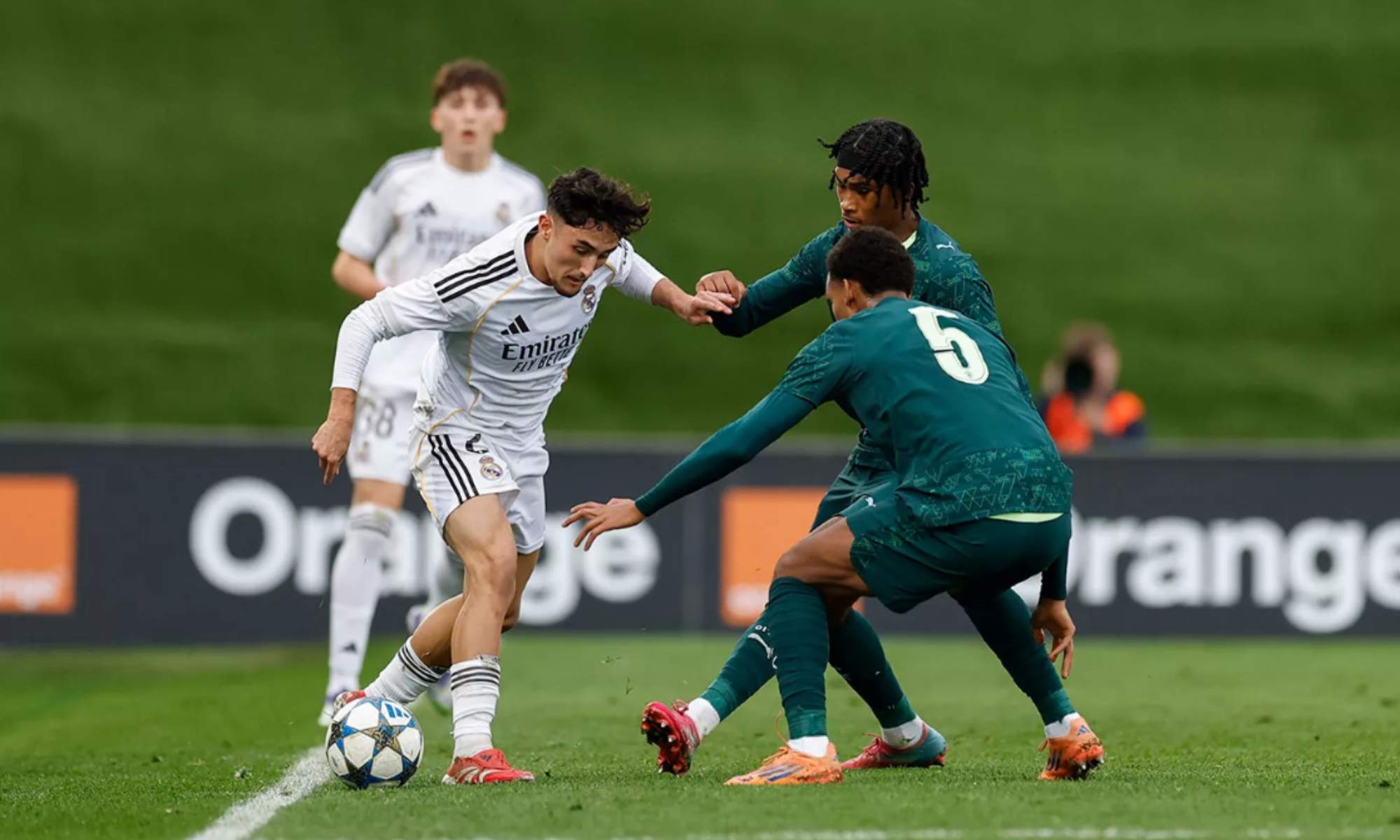 Derrota abultada del Juvenil A del Real Madrid contra el Manchester City en la Youth League