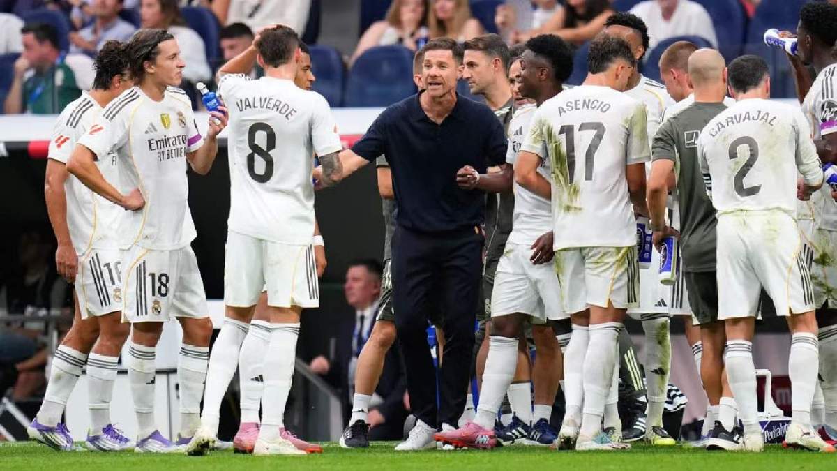 xabi alonso desmiente caso valverde y asegura que ningun jugador se niega jugar xabi alonso desmiente caso valverde y asegura que ningun jugador se niega jugar