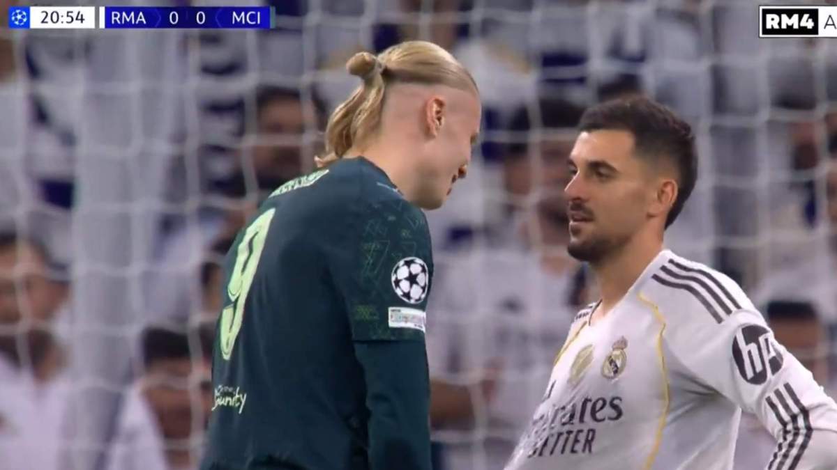 Erling Haaland y Dani Ceballos hablando sobre la polémica con Asencio.