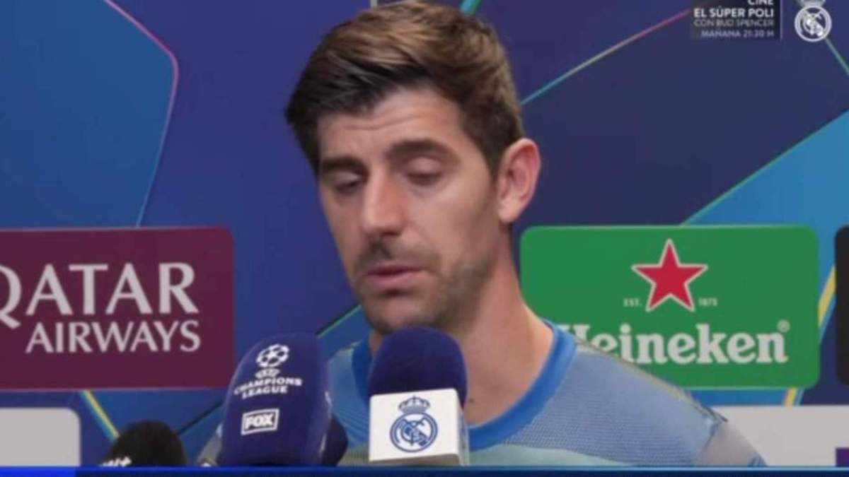Courtois compareciendo ante los medios de comunicación después del partido contra el City