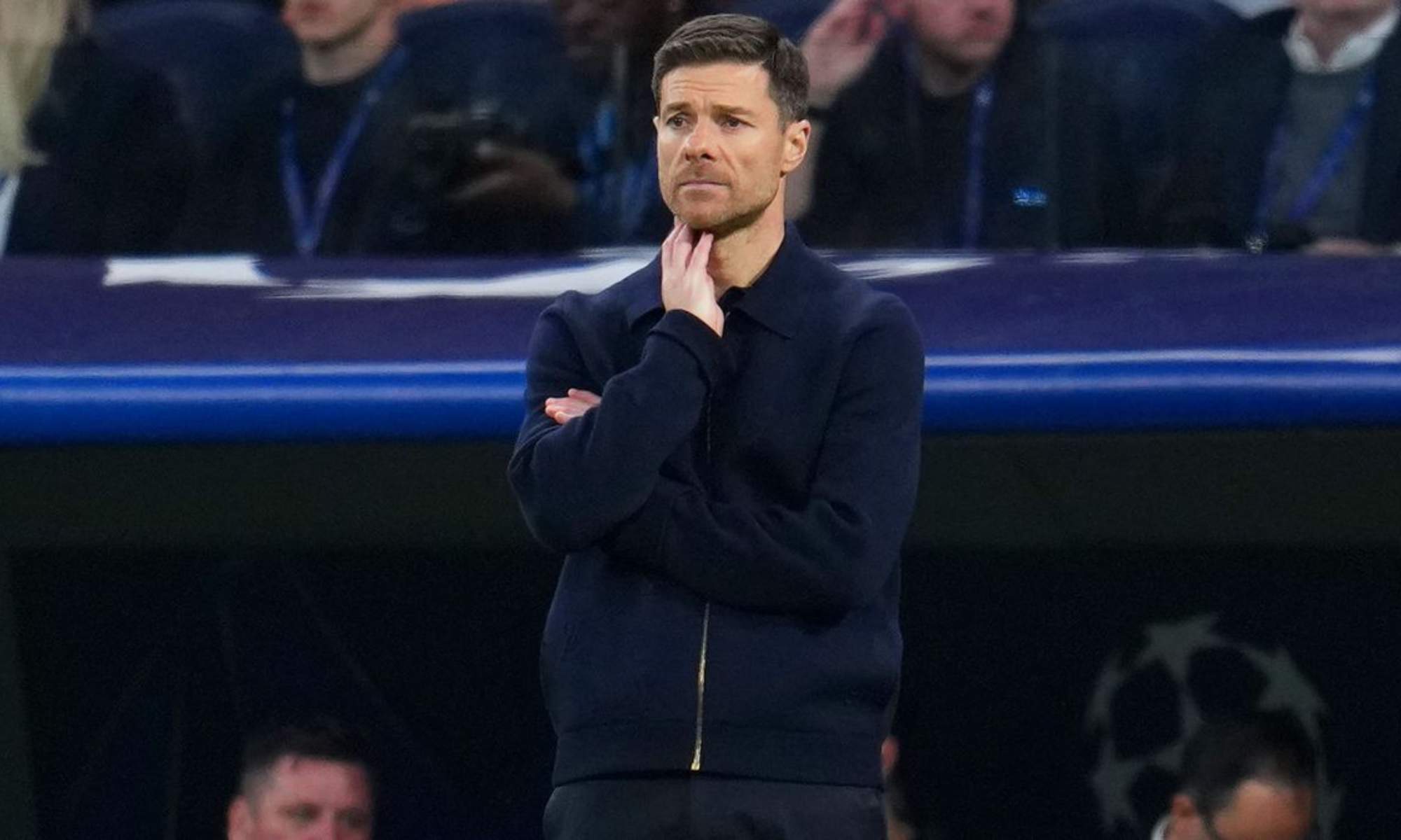 Xabi Alonso, en el banquillo del Santiago Bernabéu durante el partido de este miércoles contra el Manchester City.