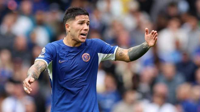 Enzo Fernández jugando un partido con el Chelsea. Enzo Fernández jugando un partido con el Chelsea.