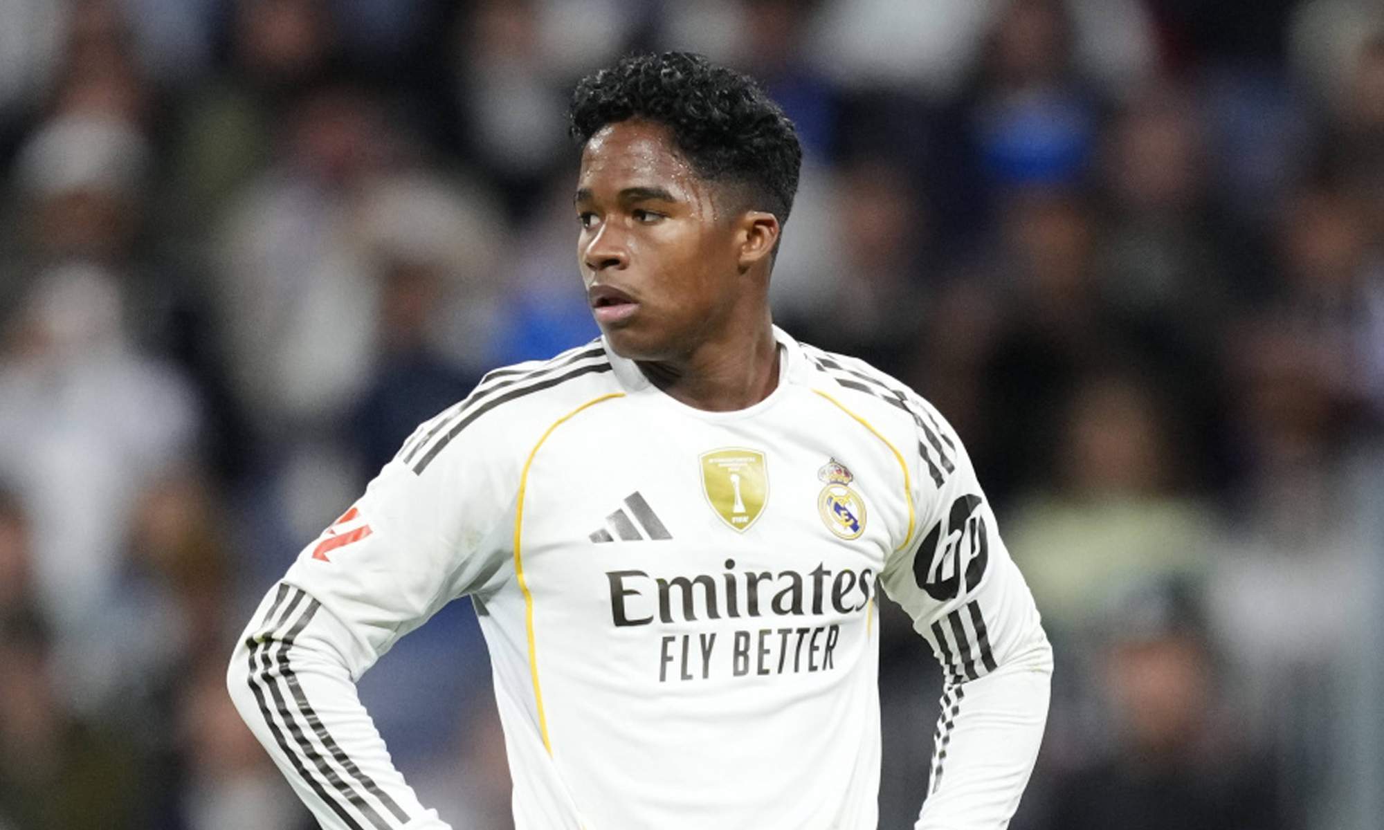 Endrick jugando un partido con el Real Madrid. 