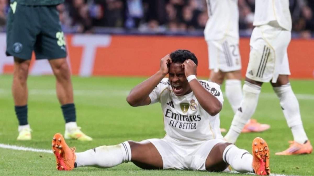 Endrick lamentándose de una jugada contra el Manchester City Endrick lamentándose de una jugada contra el Manchester City