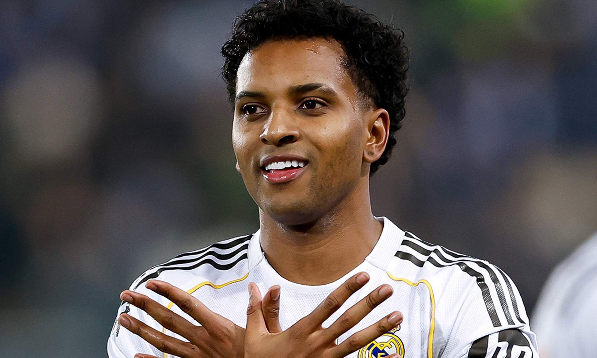 Rodrygo Goes celebrando un gol con el Real Madrid.