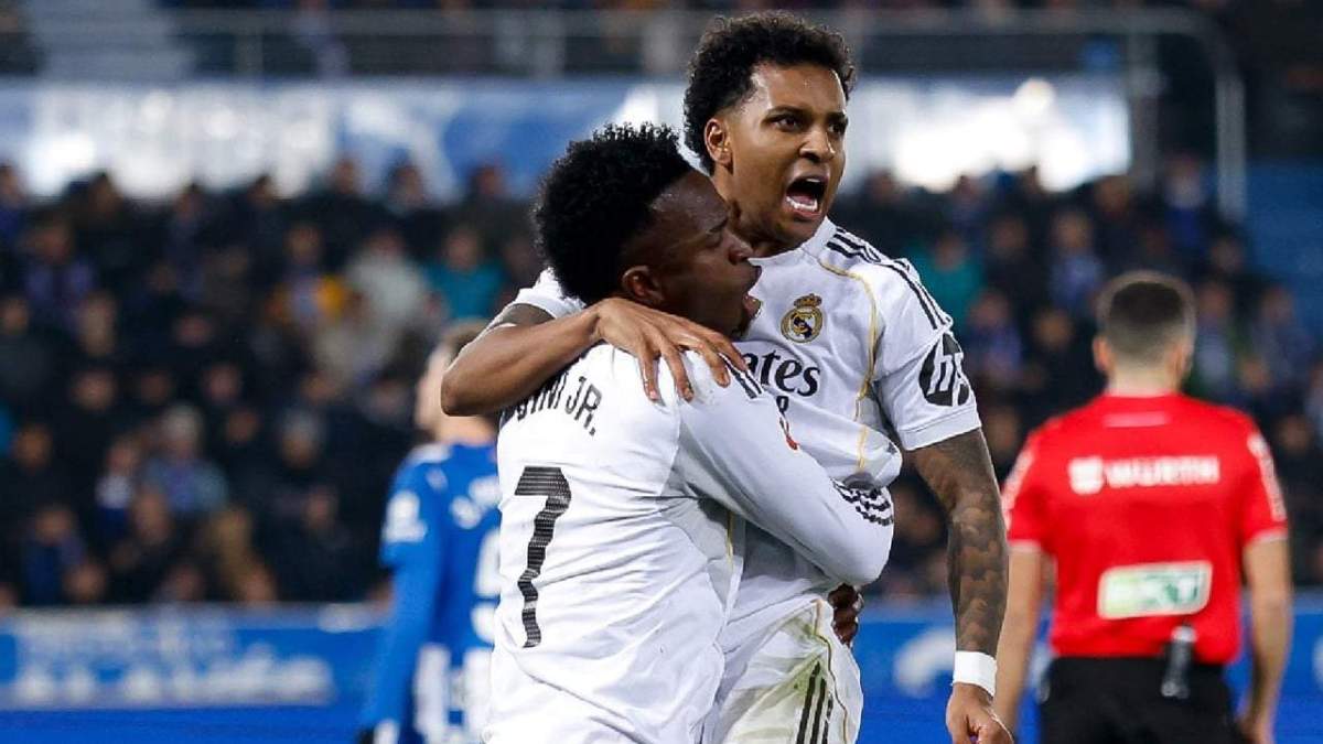 Rodrygo celebrando su gol en Mendizorroza junto a Vinicius Rodrygo celebrando su gol en Mendizorroza junto a Vinicius