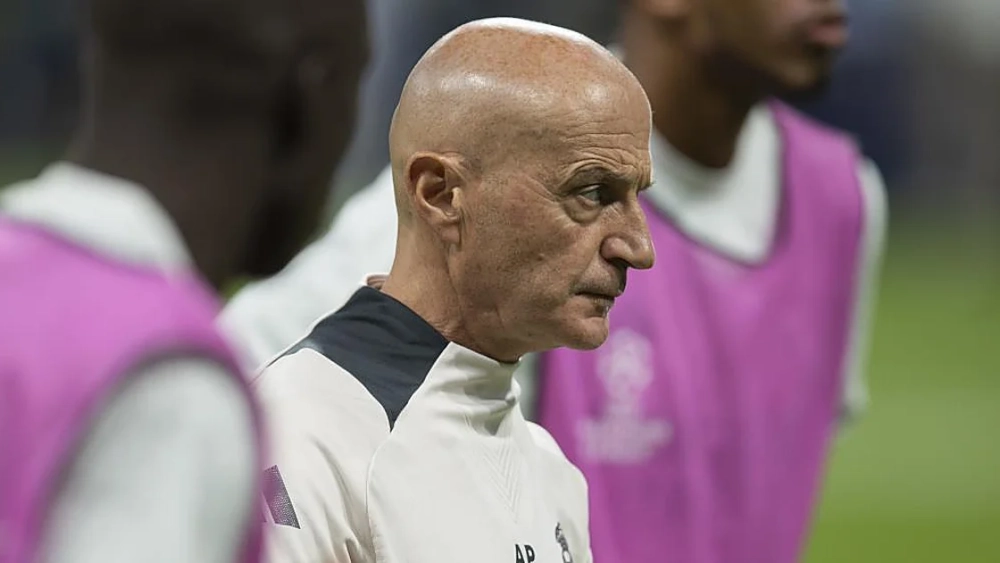 Antonio Pintus preparando físicamente a los jugadores del Real Madrid en un entrenamiento. Antonio Pintus preparando físicamente a los jugadores del Real Madrid en un entrenamiento.