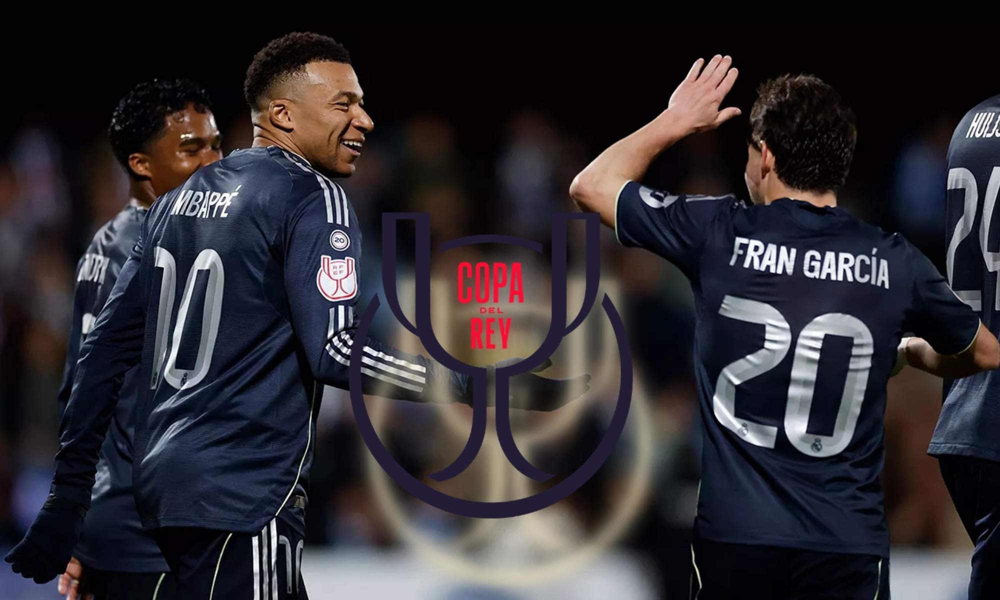 Kylian Mbappé, celebrando uno de sus goles ante el Talavera, junto a Fran García y Endrick Felipe.