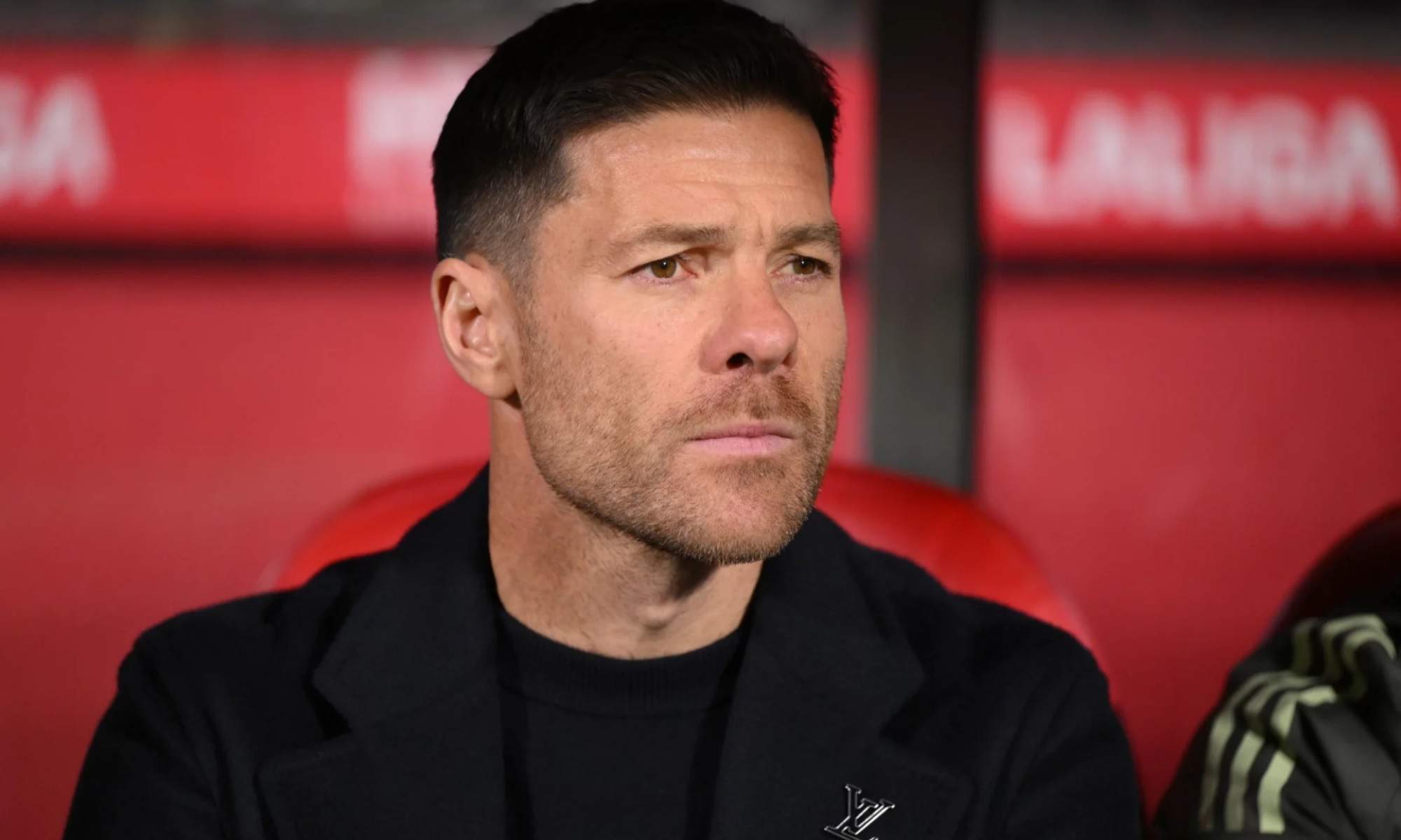 Xabi Alonso se fue a por él tras el partido y reconoce su fallo: "Te pido perdón"