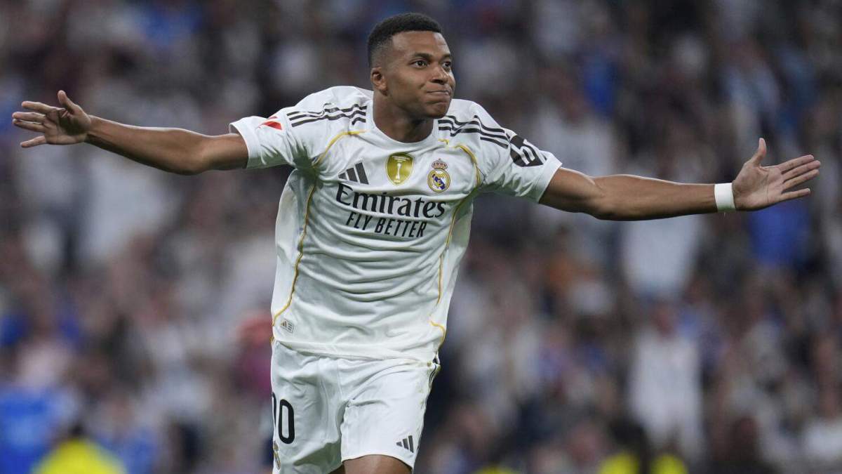 Kylian Mbappé celebrando un gol con el Real Madrid. 