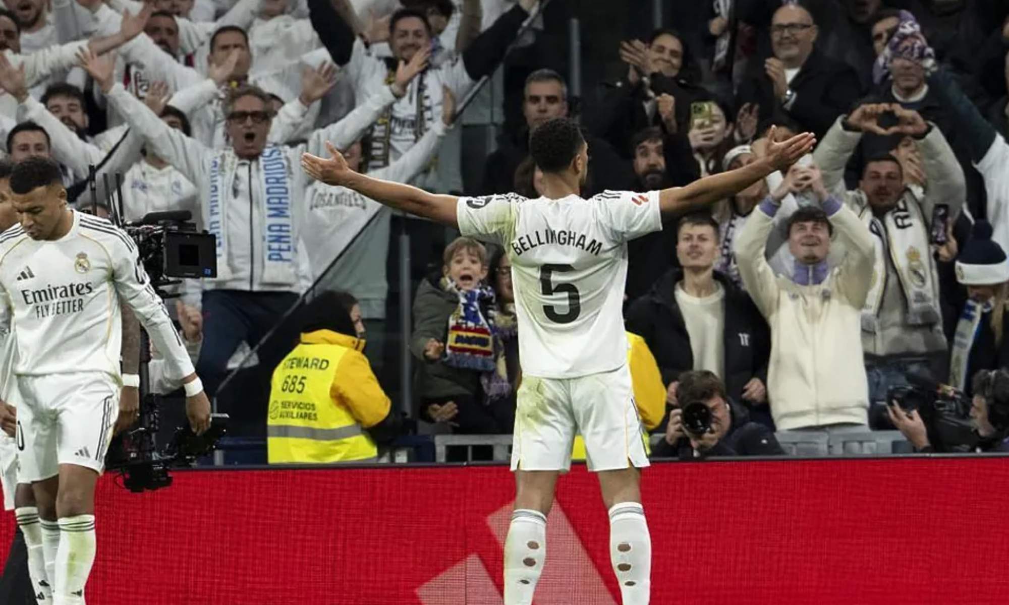 Jude Bellingham, celebrando su gol, que abrió el marcador, ante el Sevilla.