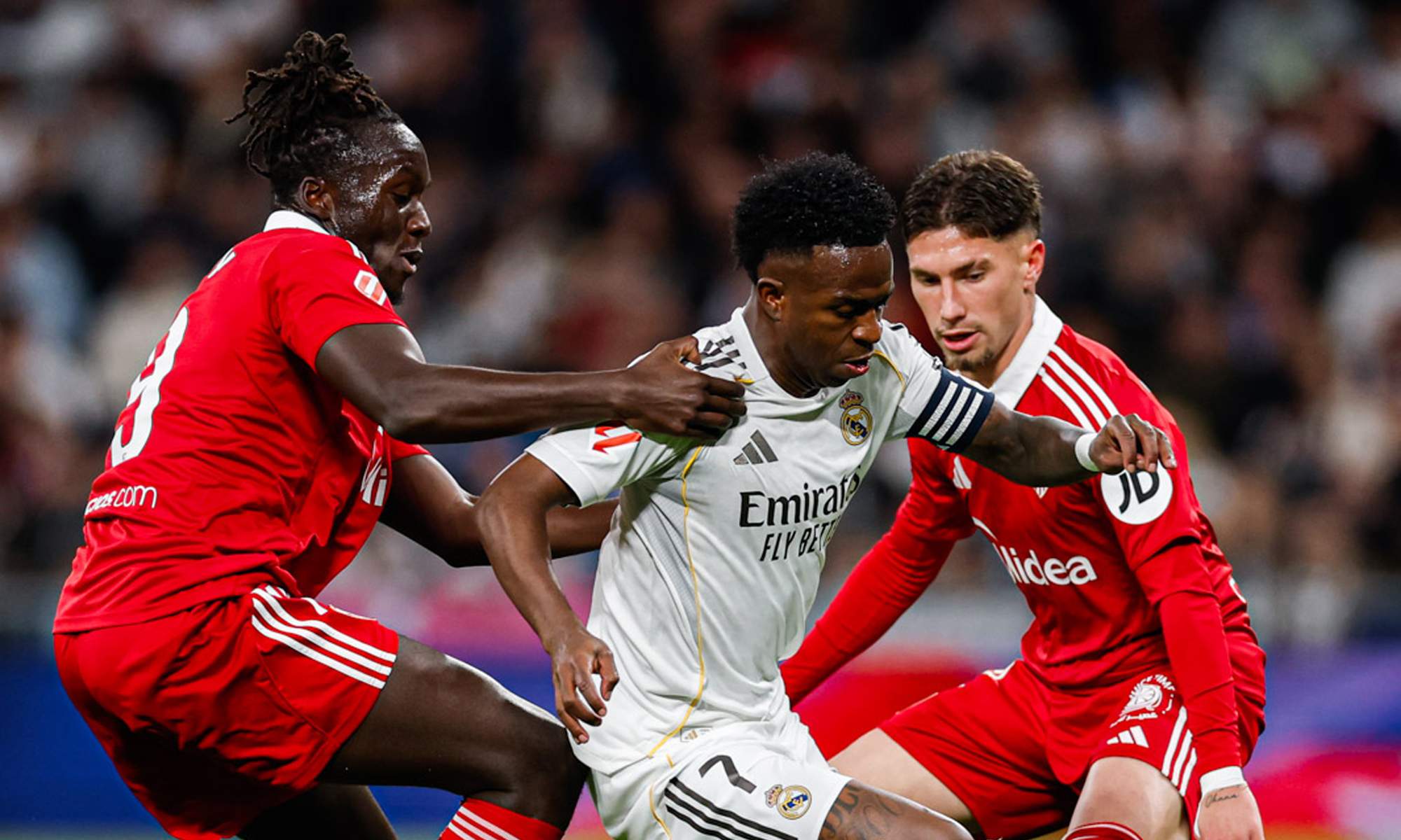 Vinícius Júnior jugando contra el Sevilla. 