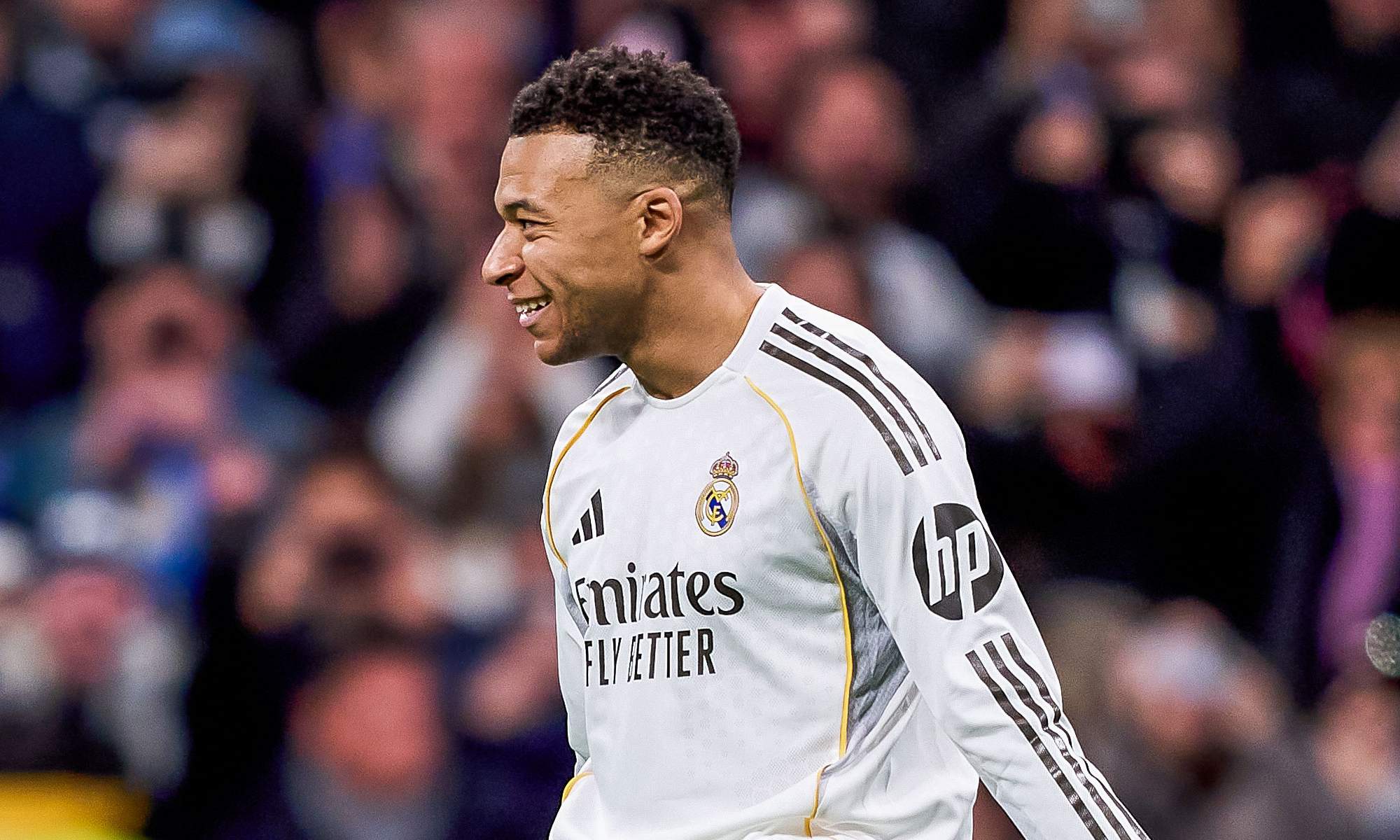 Kylian Mbappé celebrando su gol contra el Sevilla. 