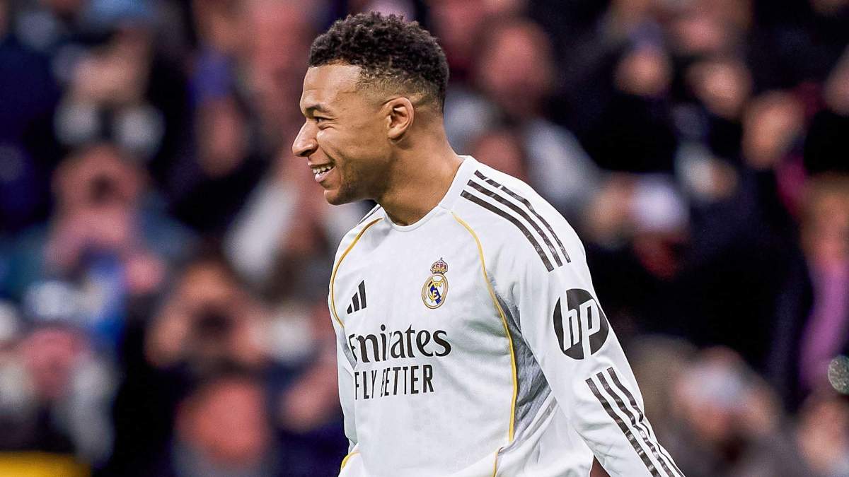 Kylian Mbappé celebrando su gol contra el Sevilla. 