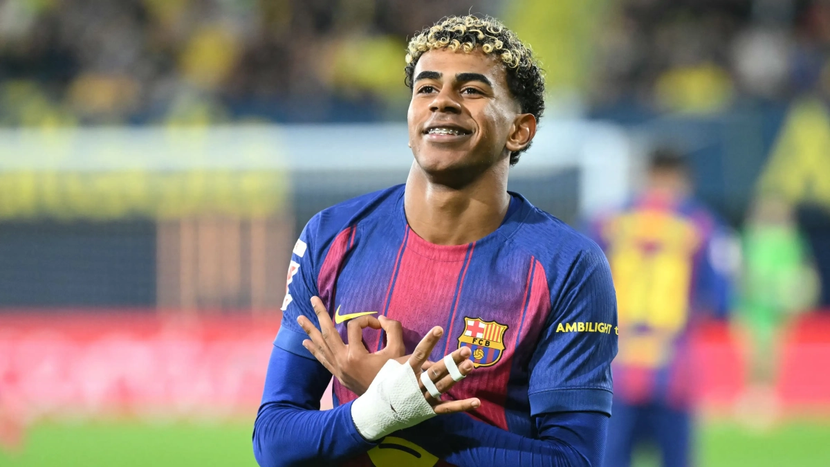 Lamine Yamal celebrando su gol contra el Villarreal.