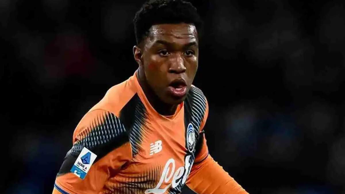 Honest Ahanor jugando con la Atalanta