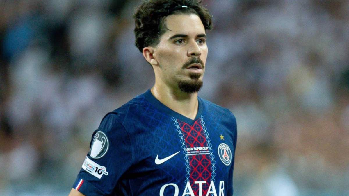 Vitinha, en un partido con el PSG durante esta temporada.