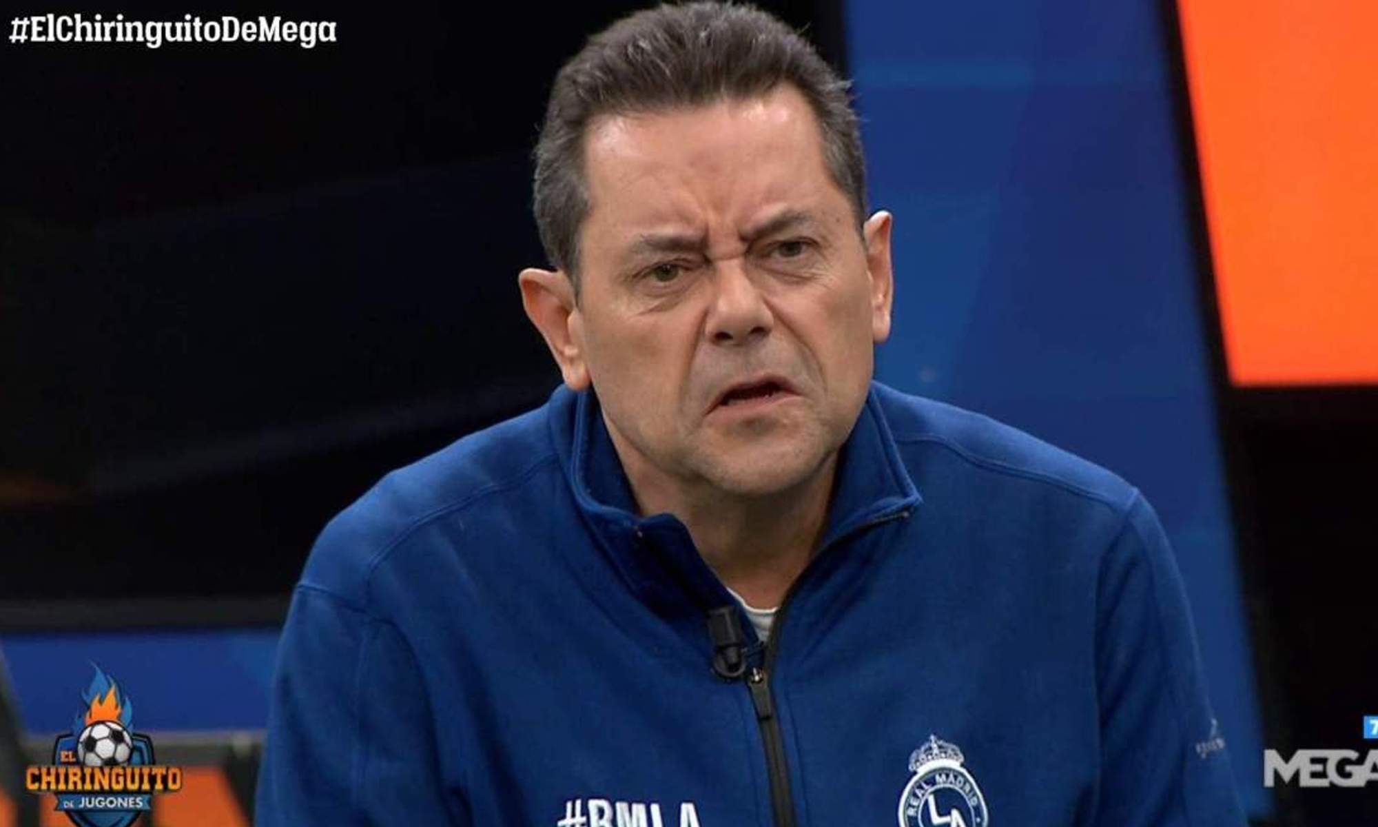 Tomás Roncero dando una noticia en El Chiringuito. 