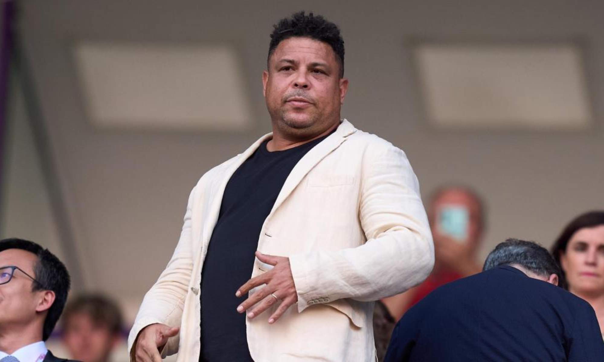 Ronaldo bromea sobre el dinero que ganaba en el Real Madrid