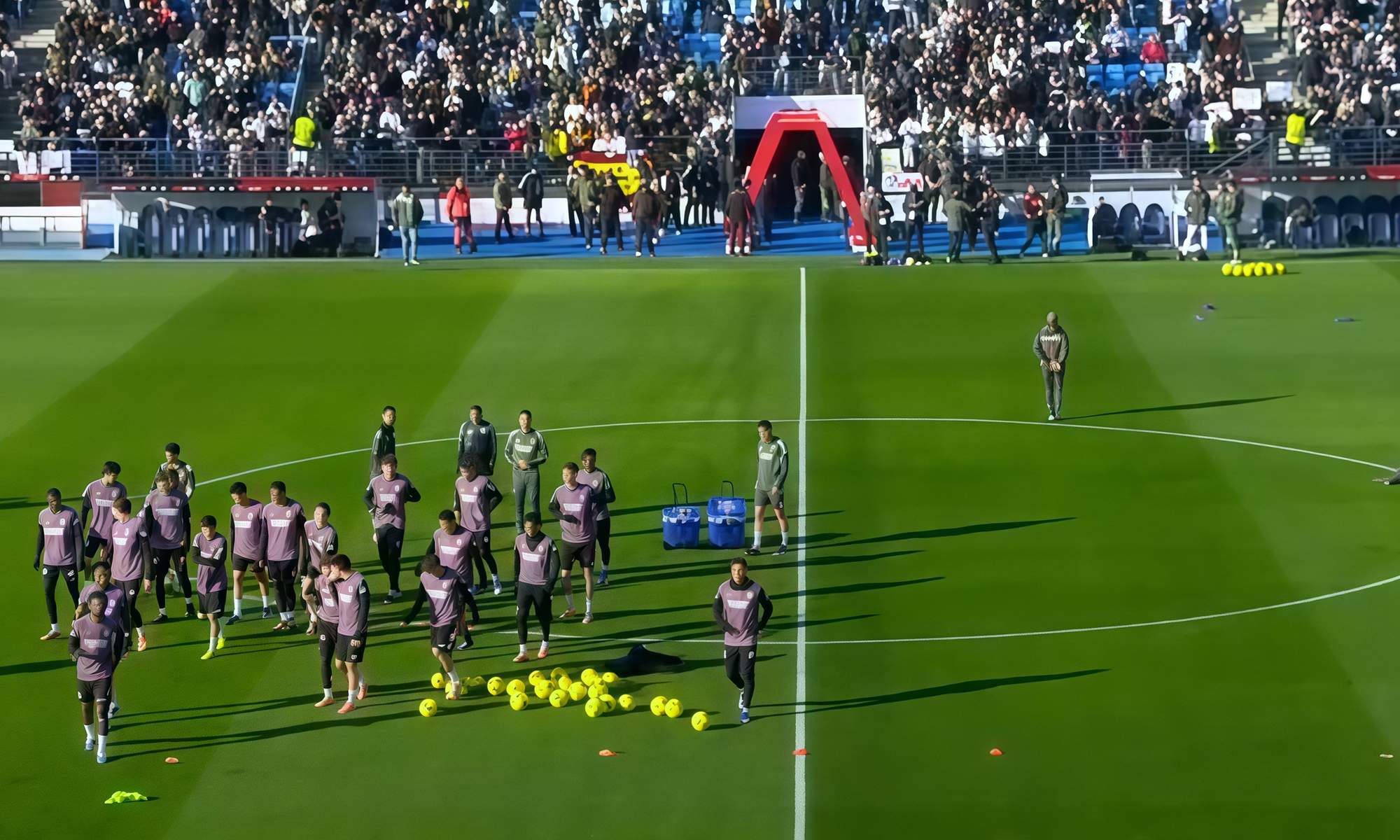 Jugadores del Real Madrid en el entrenamiento.
