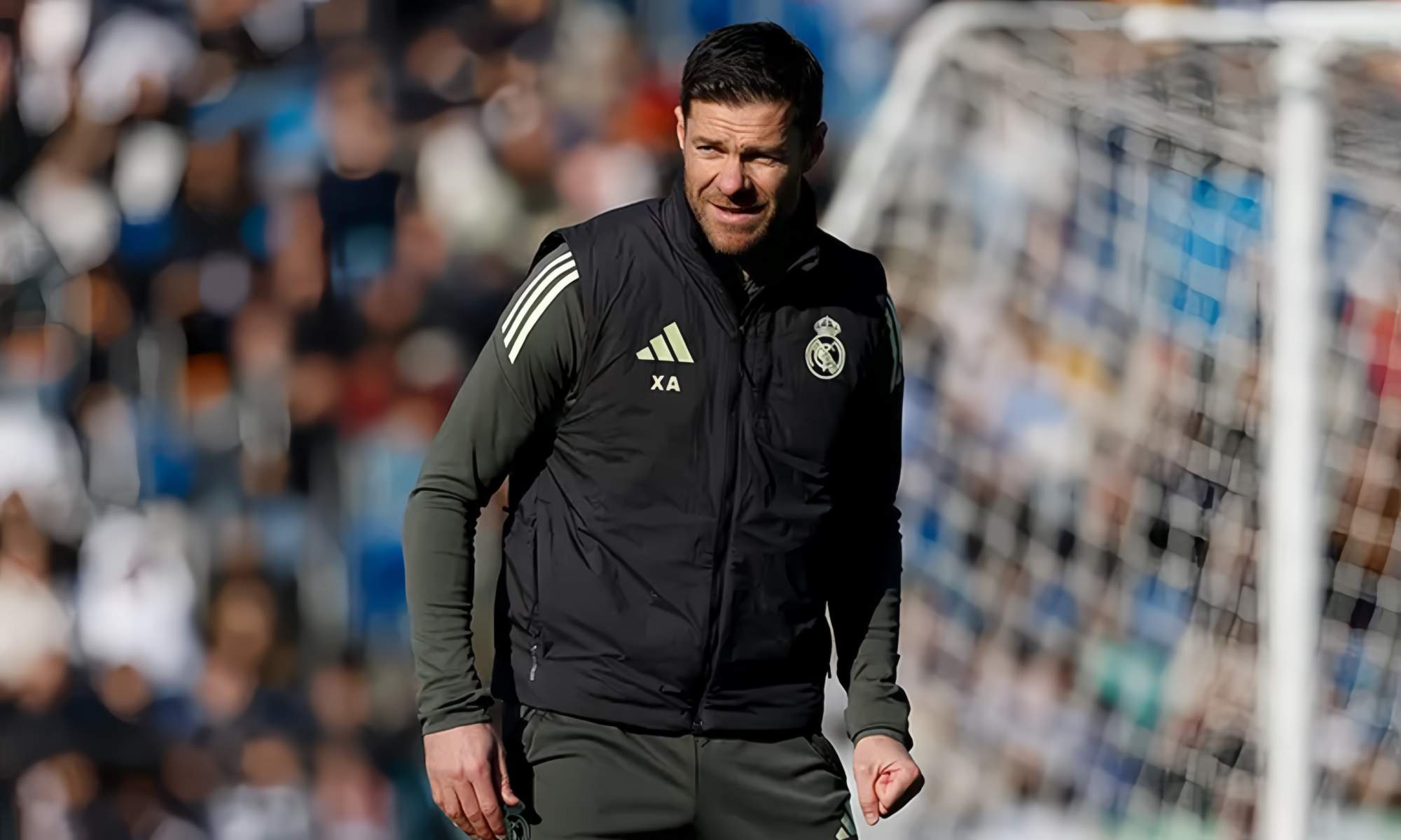 Xabi Alonso, durante el entrenamiento de esta mañana en el Alfredo Di Stéfano.