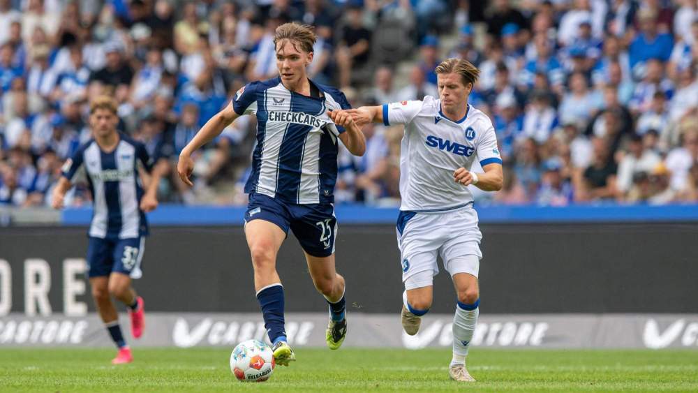 Kennet Eichhorn, en un partido reciente del Hertha Berlín. Kennet Eichhorn, en un partido reciente del Hertha Berlín.