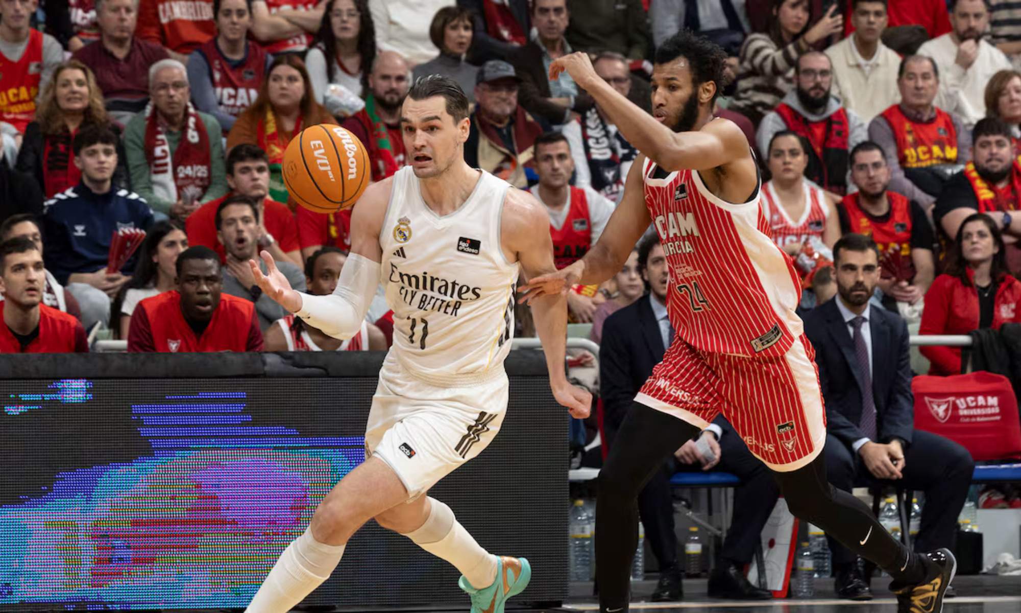 Mario Hezonja, en el partido de esta noche ante el UCAM Murcia.