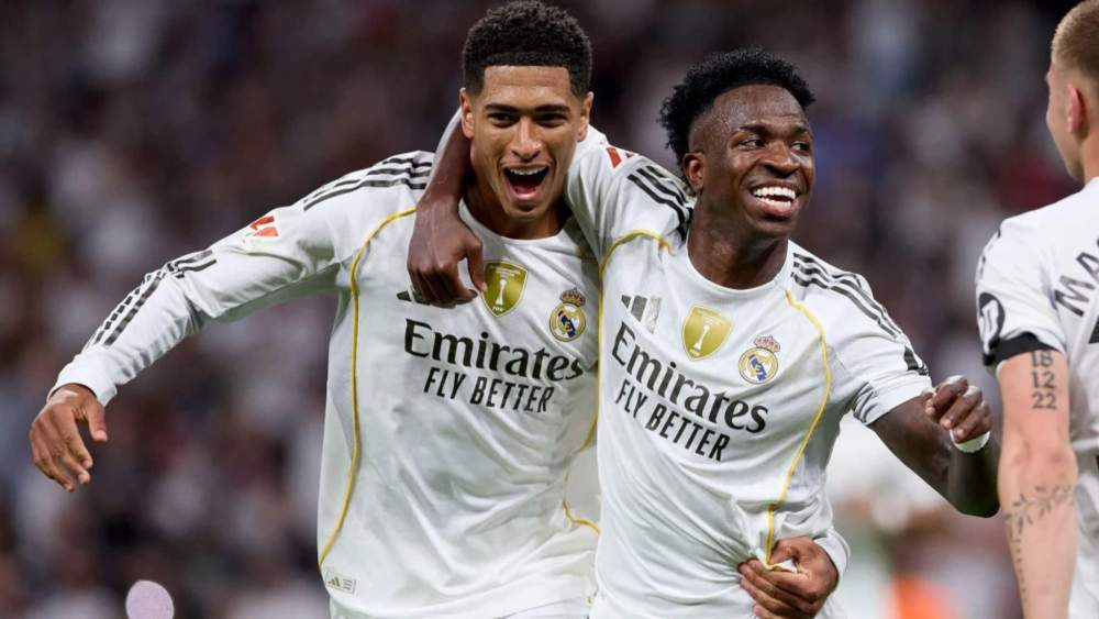 Jude Bellingham, con Vinicius Junior, celebrando un gol del Real Madrid durante un partido de esta temporada. Jude Bellingham, con Vinicius Junior, celebrando un gol del Real Madrid durante un partido de esta temporada.