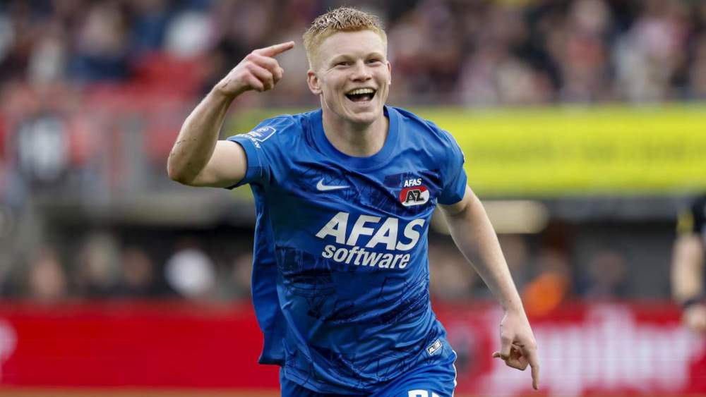 Kees Smit, celebrando un gol con el AZ Alkmaar. Kees Smit, celebrando un gol con el AZ Alkmaar.