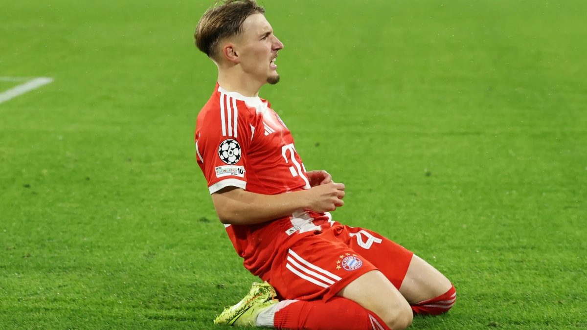 Lennart Karl celebrando un gol con el Bayern de Múnich